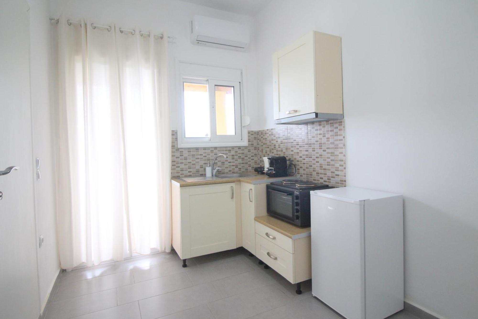 Nefeli'S Apartment Himare Esterno foto